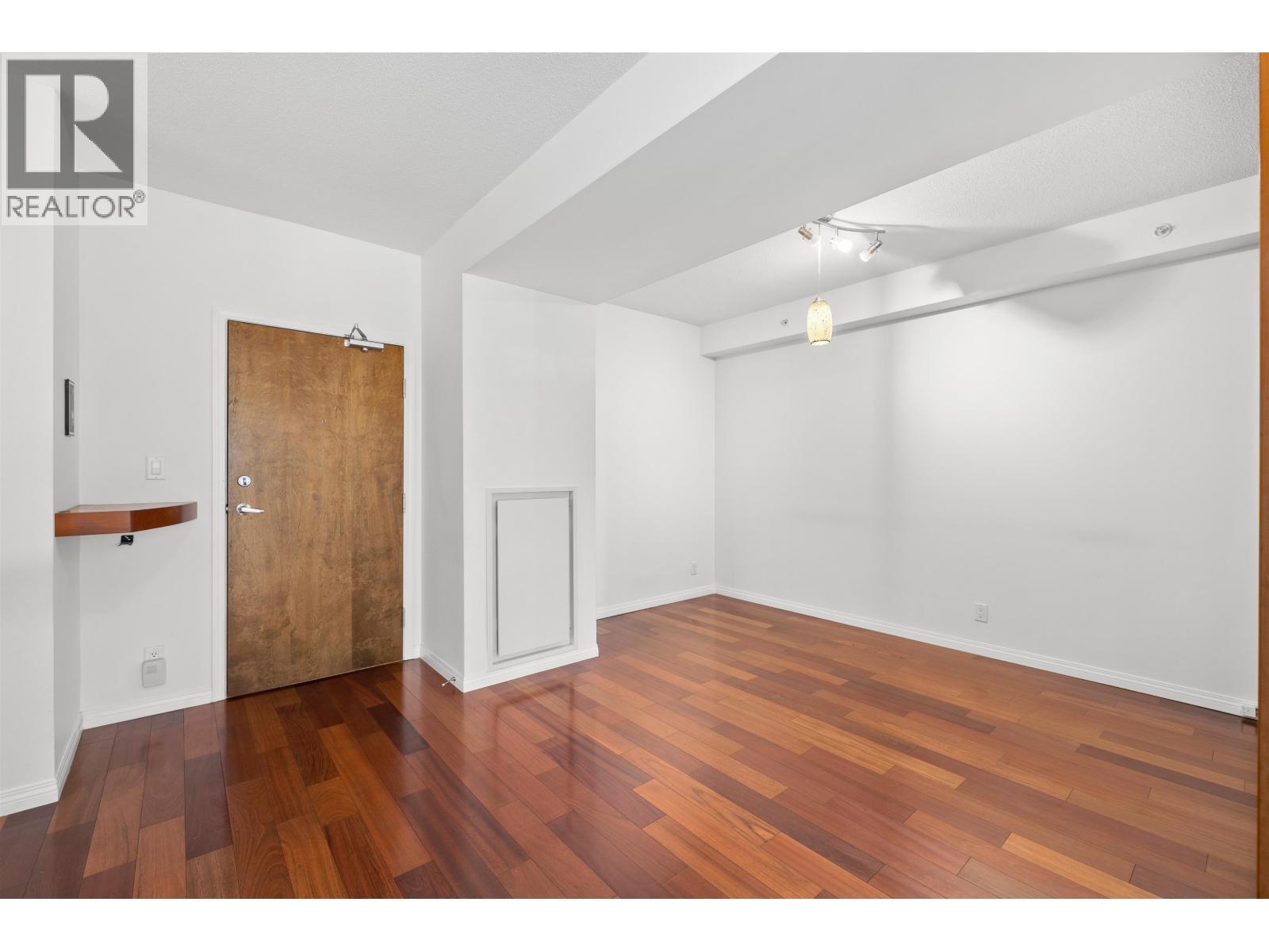307 100 E Esplanade Avenue, North Vancouver, British Columbia  V7L 4V1 - Photo 21 - R3060351