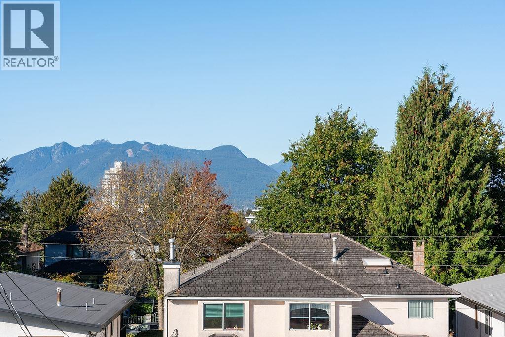 2 2447 E 41st Avenue, Vancouver, British Columbia  V5R 2W2 - Photo 16 - R3060362