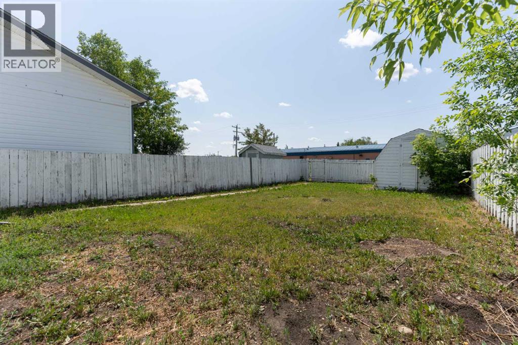 A, 5205 52 Ave, Camrose, Alberta  T4V 3G3 - Photo 18 - A2231057