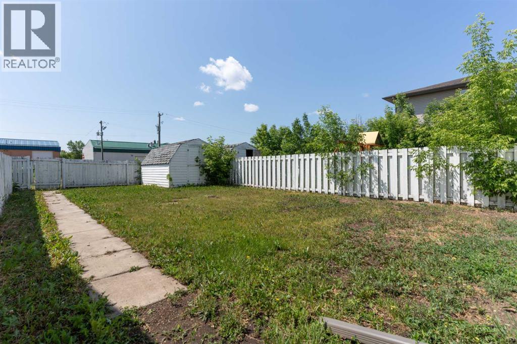 A, 5205 52 Ave, Camrose, Alberta  T4V 3G3 - Photo 17 - A2231057