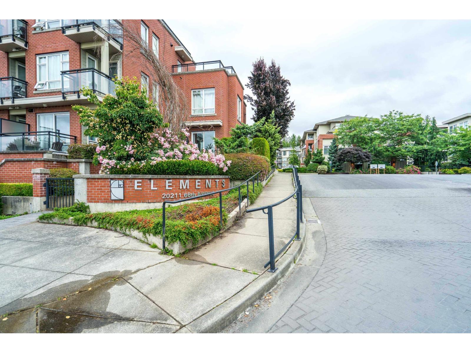 #c410 20211 66th Avenue, Langley, British Columbia  V2Y 0L4 - Photo 7 - R3045303