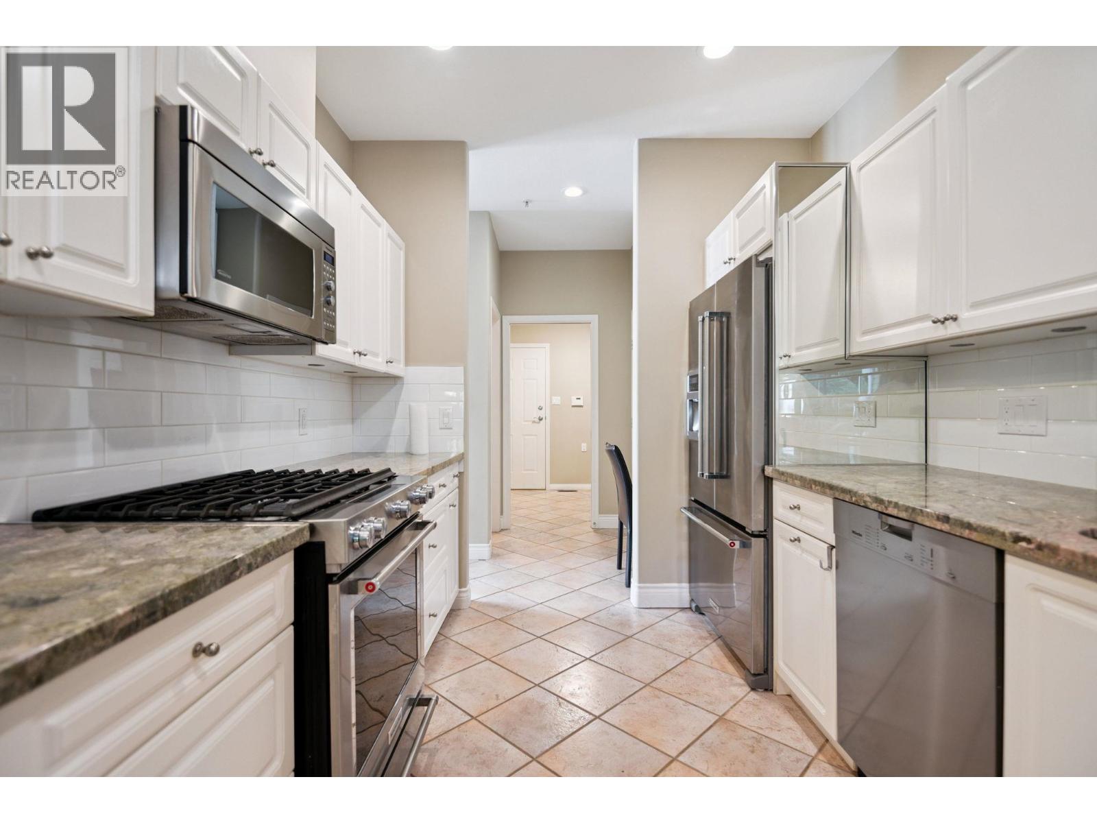 1271 3rd Street, West Vancouver, British Columbia  V7S 1H8 - Photo 7 - R3060297