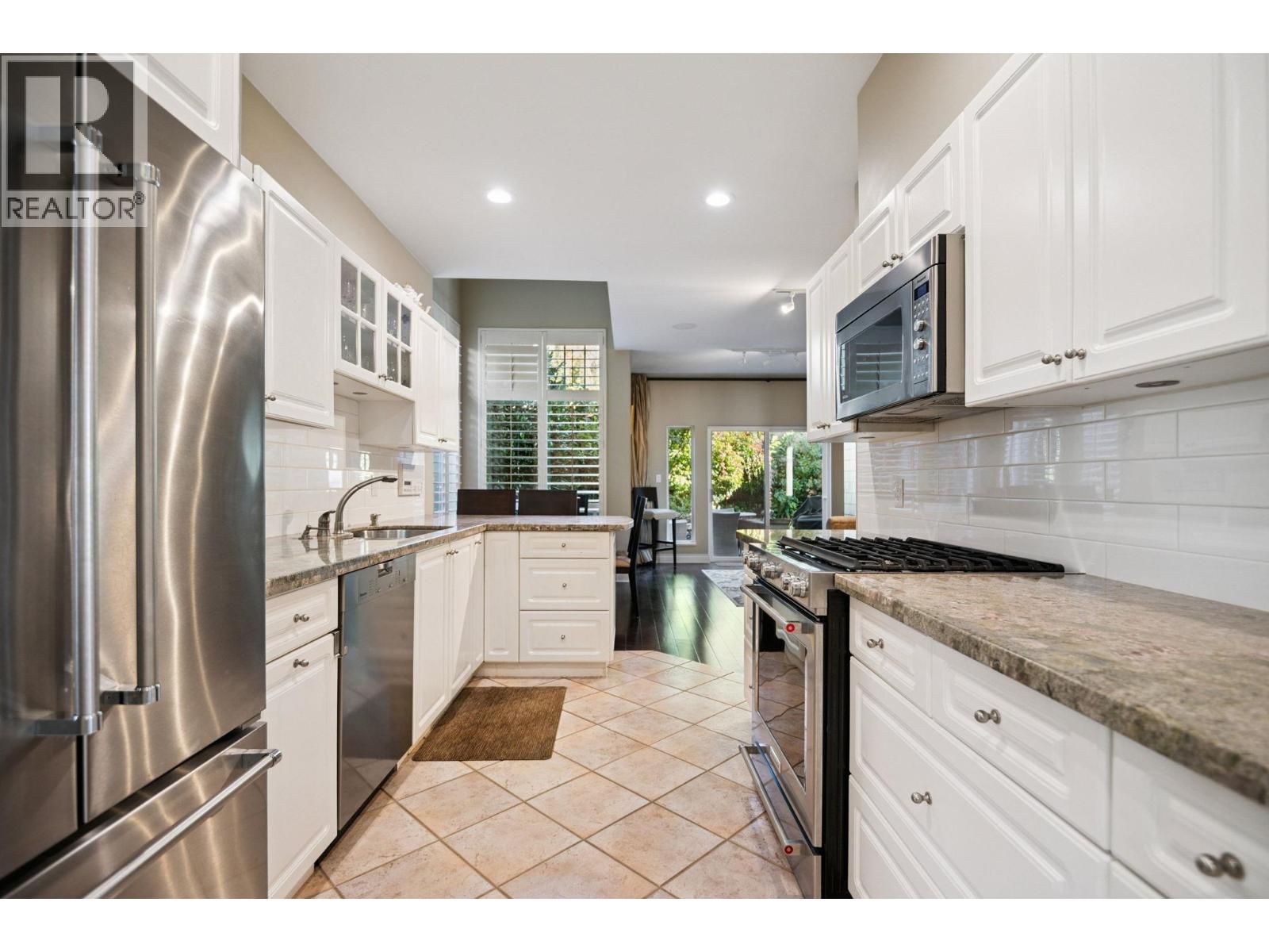 1271 3rd Street, West Vancouver, British Columbia  V7S 1H8 - Photo 8 - R3060297