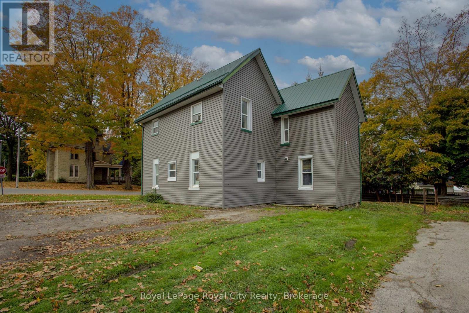 103 Patrick Street E, North Huron, Ontario  N0G 2N0 - Photo 2 - X12472908