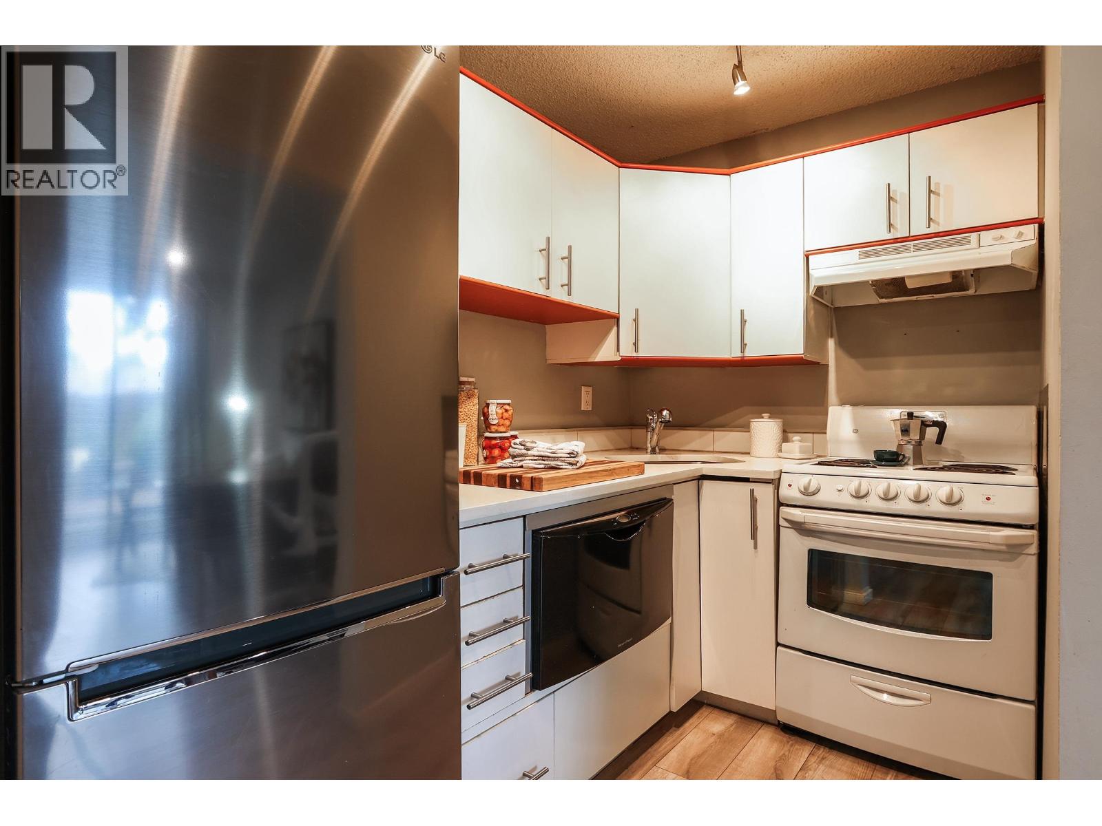 101 1933 W 5th Avenue, Vancouver, British Columbia  V6J 1P6 - Photo 8 - R3056695