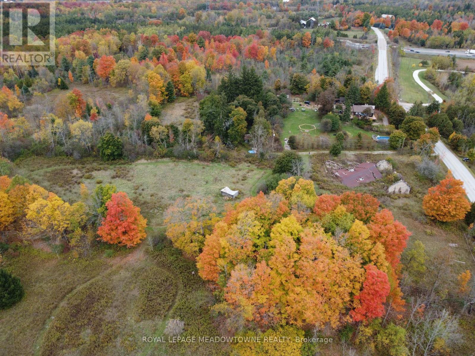 9414 First Line, Milton, Ontario  L0P 1J0 - Photo 2 - W12152679