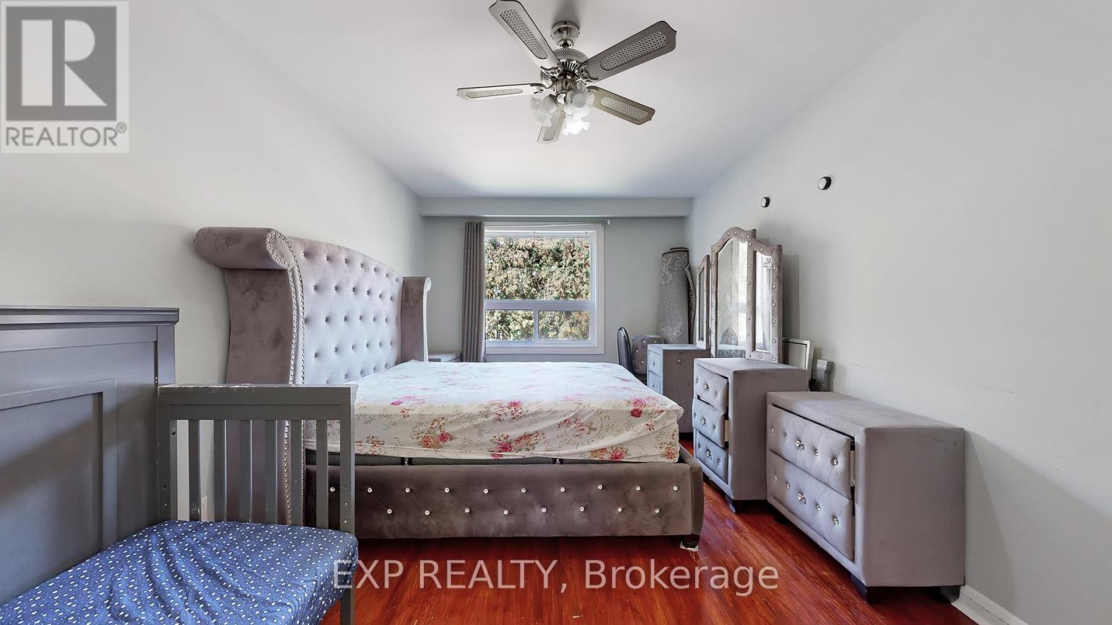 104 Dixon Road N, Toronto, Ontario  M9P 2L6 - Photo 23 - W12472906
