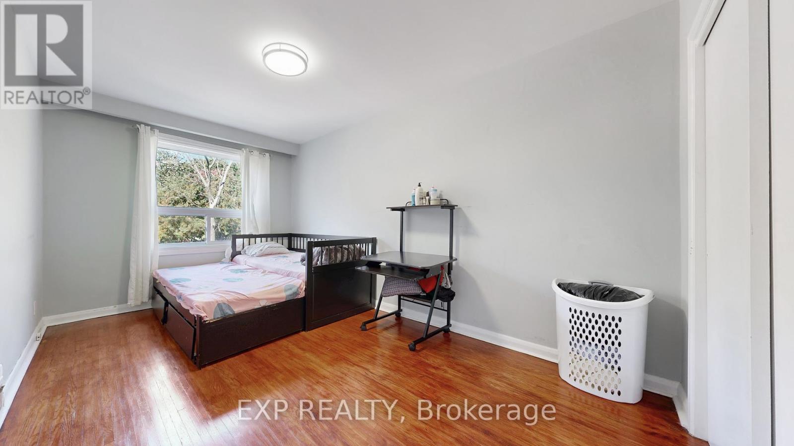 104 Dixon Road N, Toronto, Ontario  M9P 2L6 - Photo 25 - W12472906