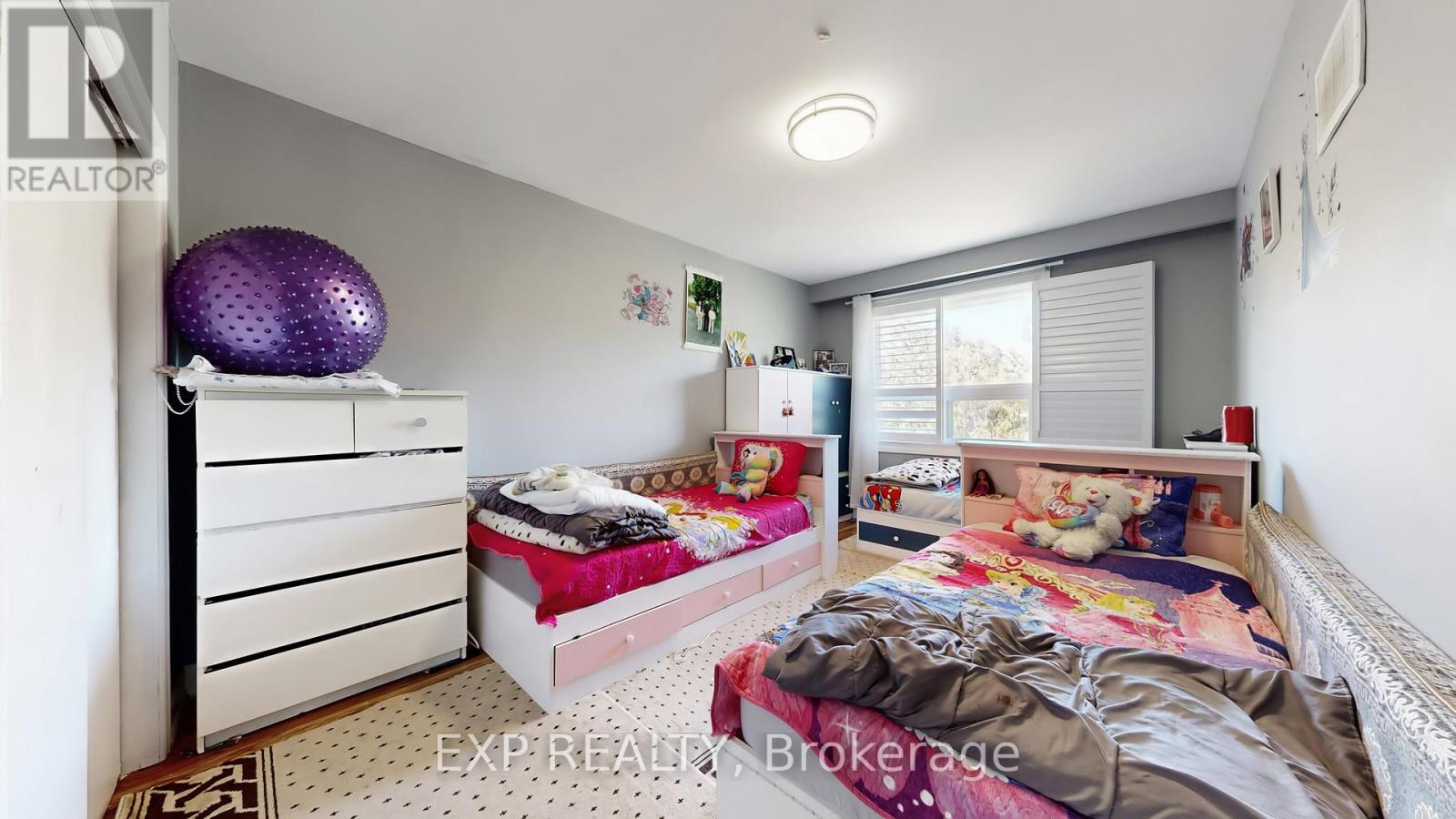 104 Dixon Road N, Toronto, Ontario  M9P 2L6 - Photo 29 - W12472906