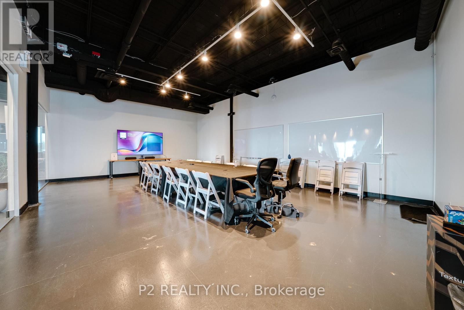 301 - 670 Caledonia Road, Toronto, Ontario  M6E 4V9 - Photo 17 - W12472909
