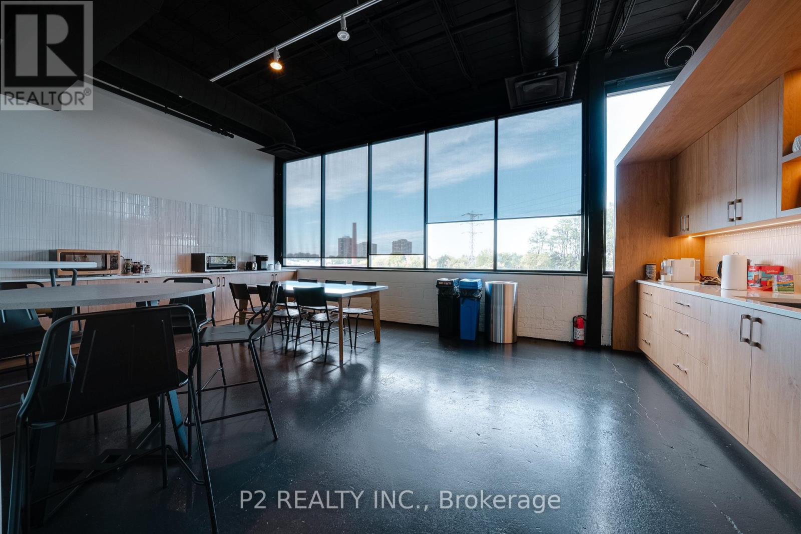 301 - 670 Caledonia Road, Toronto, Ontario  M6E 4V9 - Photo 30 - W12472909