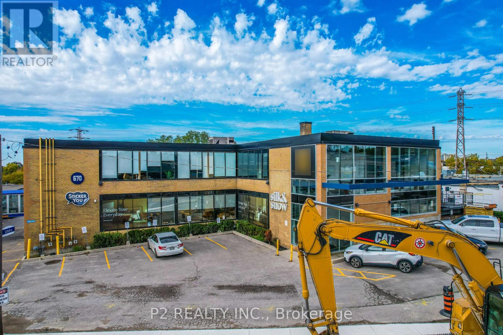 301 - 670 Caledonia Road, Toronto, Ontario  M6E 4V9 - Photo 4 - W12472909