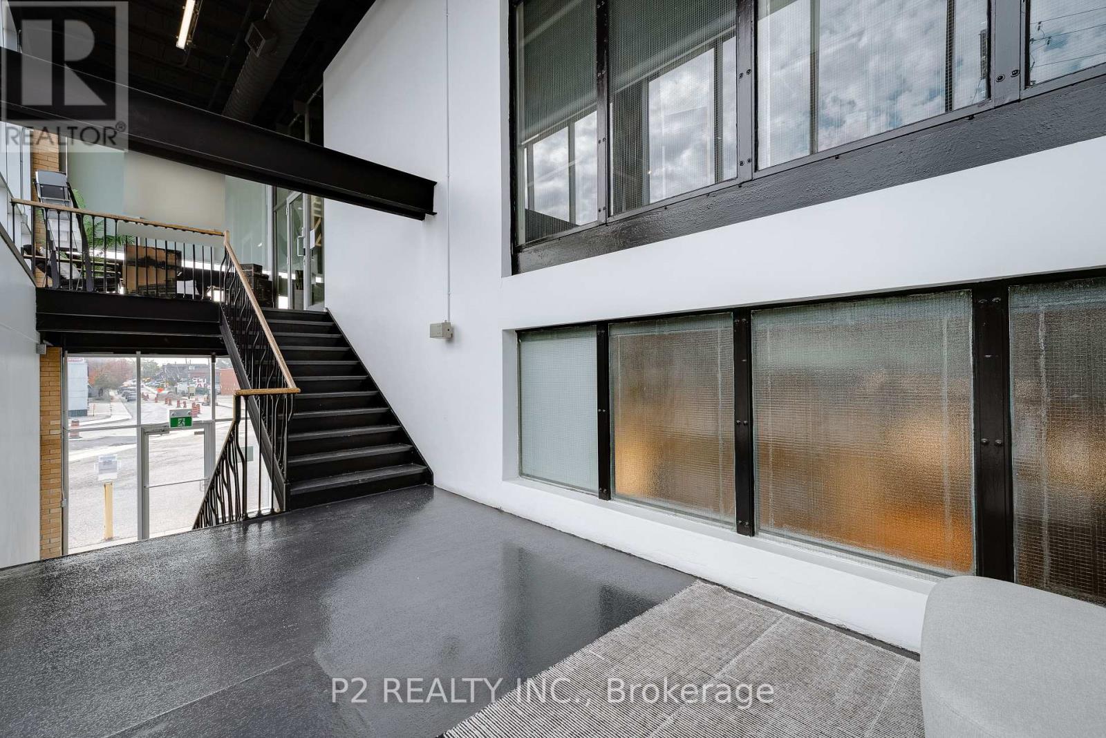 301 - 670 Caledonia Road, Toronto, Ontario  M6E 4V9 - Photo 7 - W12472909