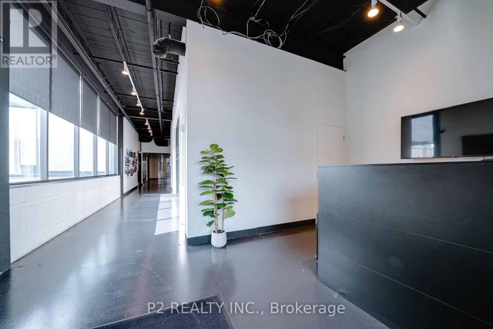 301 - 670 Caledonia Road, Toronto, Ontario  M6E 4V9 - Photo 9 - W12472909
