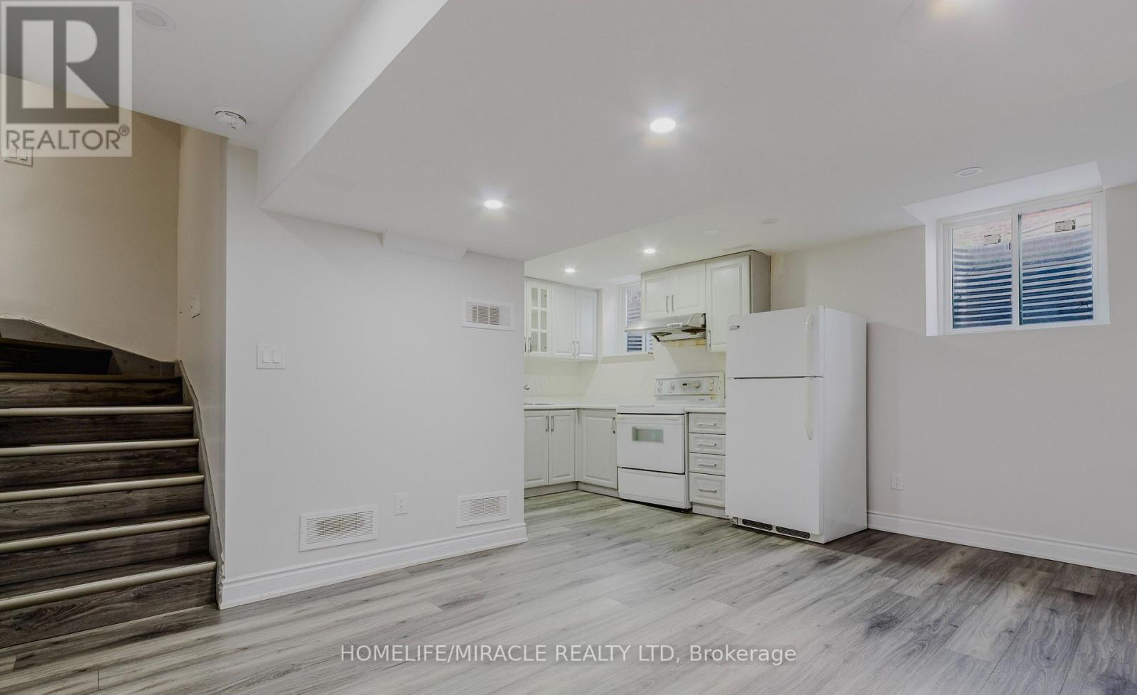 27 Silver Egret Road, Brampton (Fletcher's Meadow), Ontario  L7A 3P6 - Photo 29 - W12472746