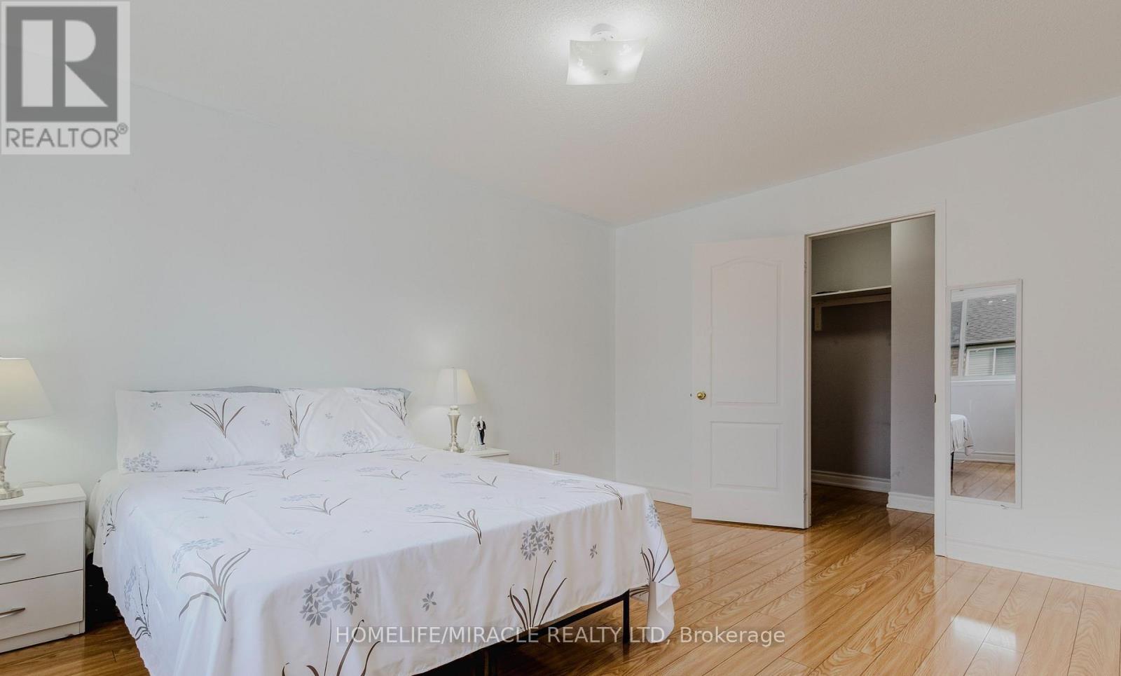 27 Silver Egret Road, Brampton (Fletcher's Meadow), Ontario  L7A 3P6 - Photo 15 - W12472746