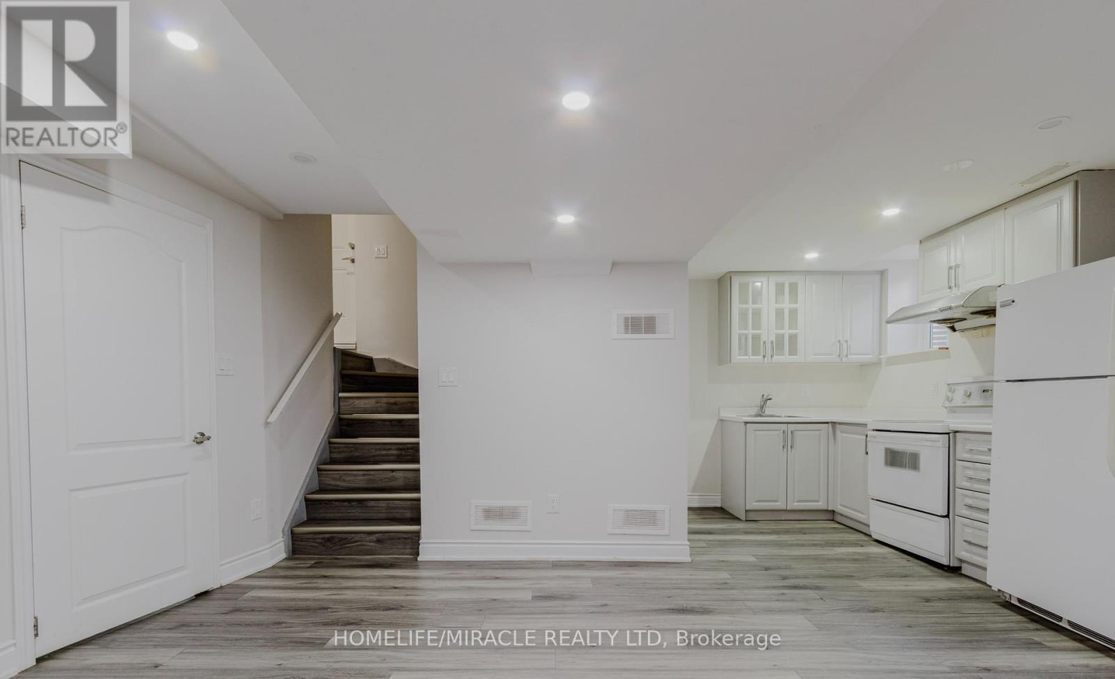 27 Silver Egret Road, Brampton (Fletcher's Meadow), Ontario  L7A 3P6 - Photo 28 - W12472746