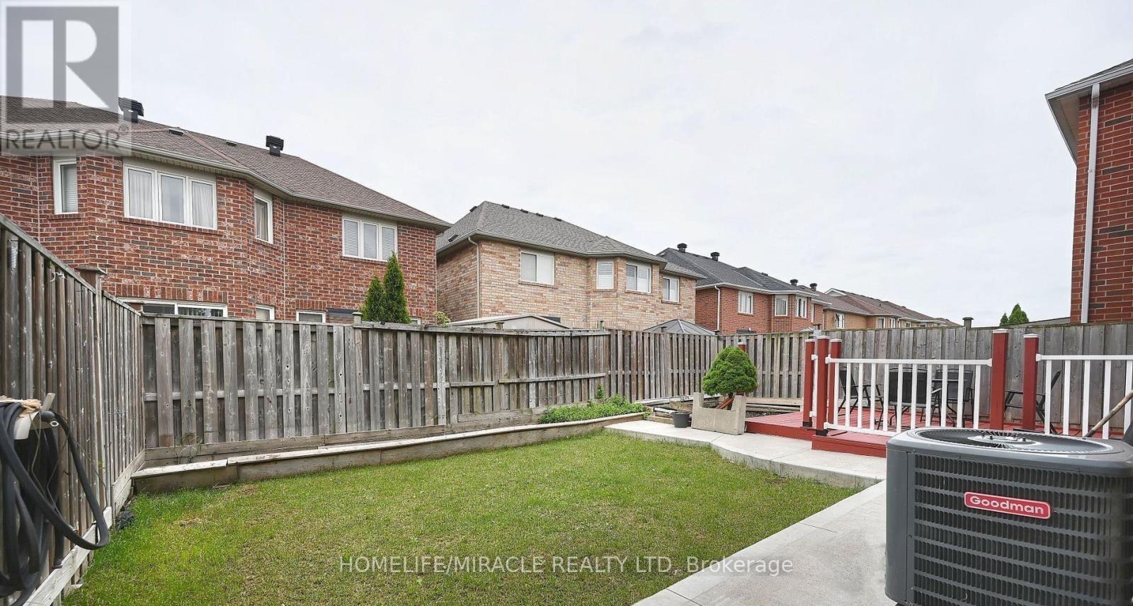 27 Silver Egret Road, Brampton (Fletcher's Meadow), Ontario  L7A 3P6 - Photo 40 - W12472746