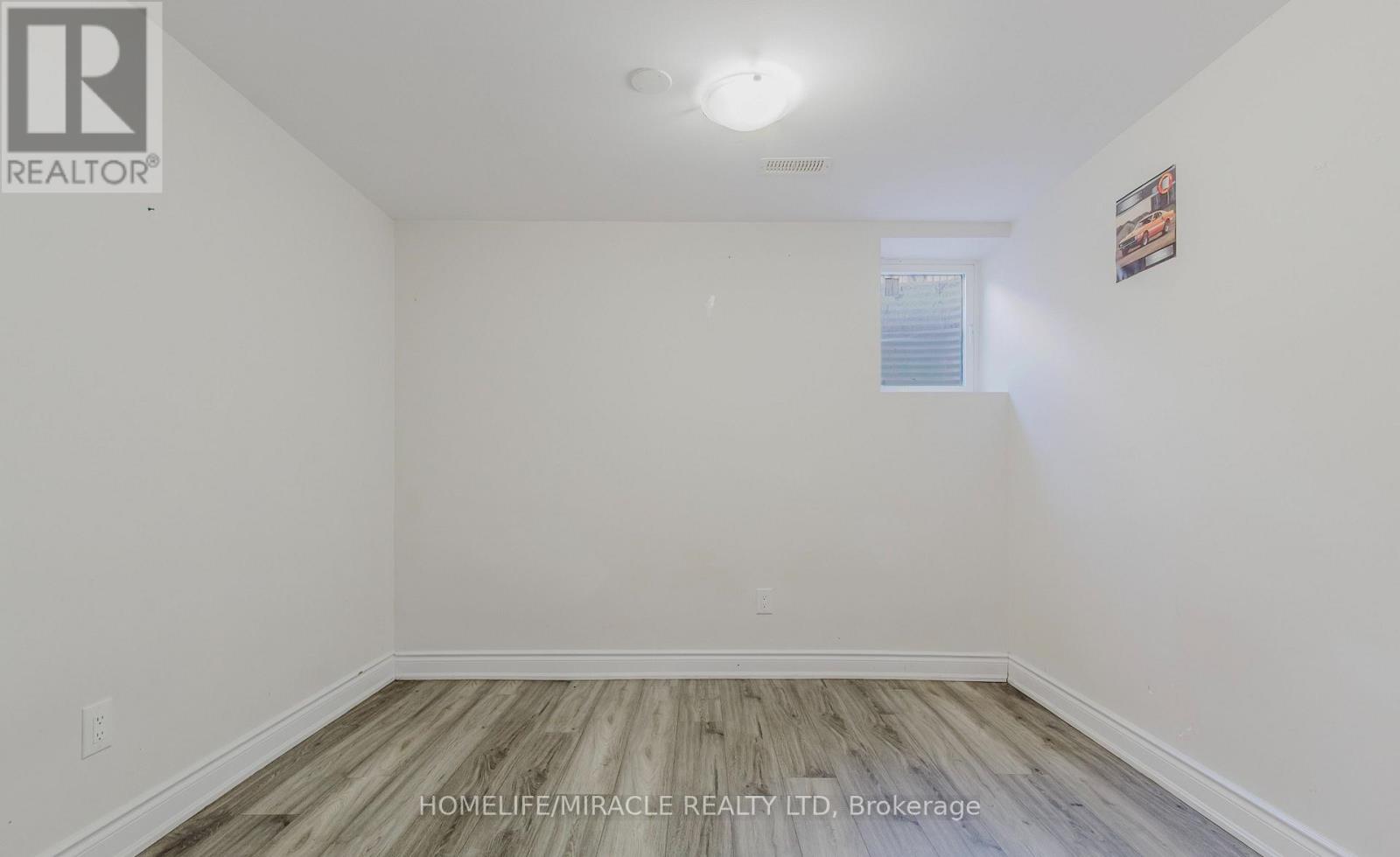 27 Silver Egret Road, Brampton (Fletcher's Meadow), Ontario  L7A 3P6 - Photo 33 - W12472746
