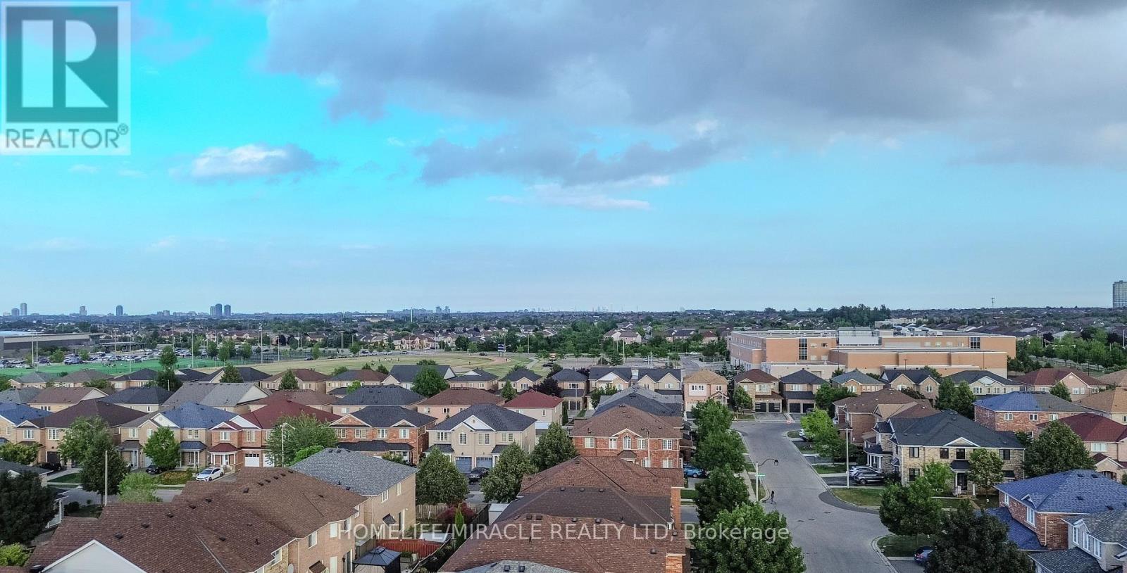 27 Silver Egret Road, Brampton (Fletcher's Meadow), Ontario  L7A 3P6 - Photo 42 - W12472746