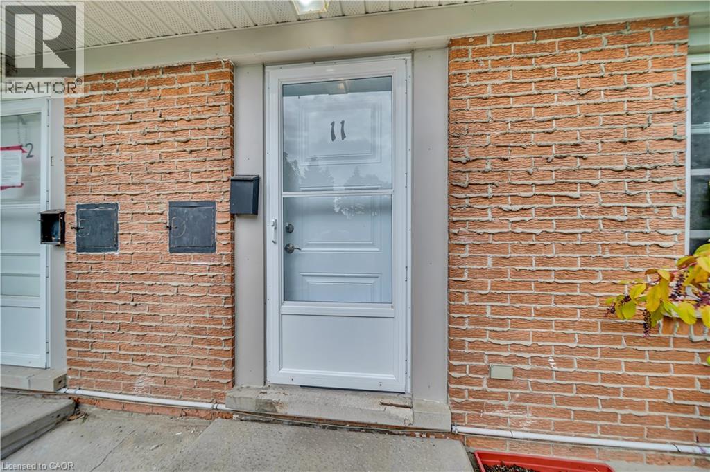 78 Borden Parkway Unit# 11, Kitchener, Ontario  N2M 3T4 - Photo 3 - 40778896