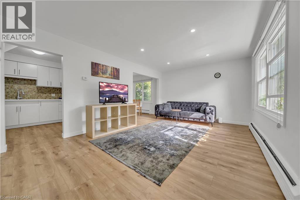78 Borden Parkway Unit# 11, Kitchener, Ontario  N2M 3T4 - Photo 5 - 40778896