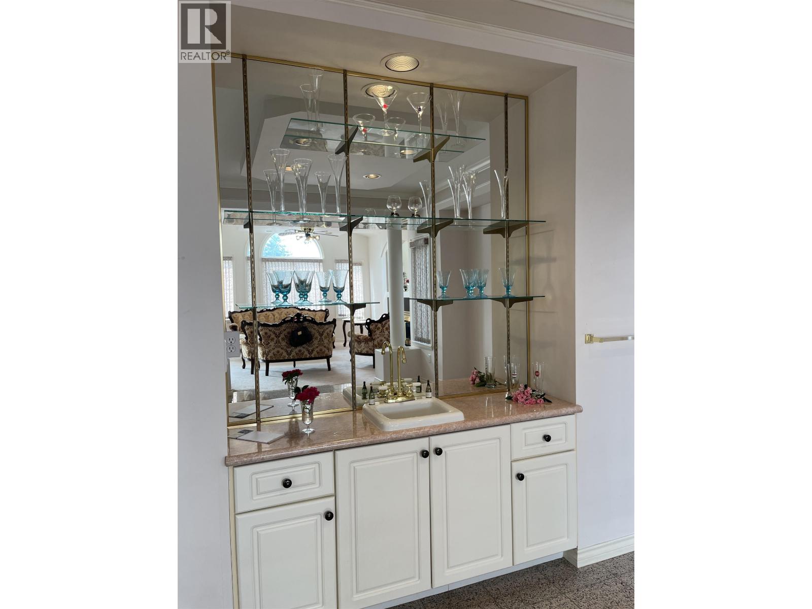 3147 Silverthrone Drive, Coquitlam, British Columbia  V3E 3C3 - Photo 9 - R3054784