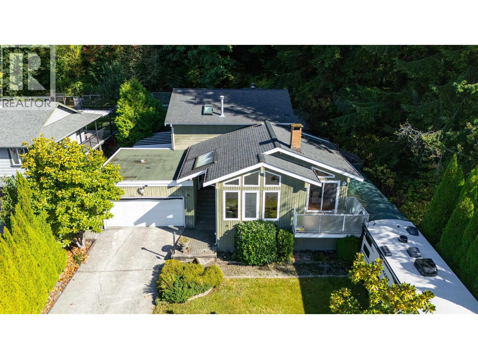 311 APRIL ROAD, port moody, British Columbia