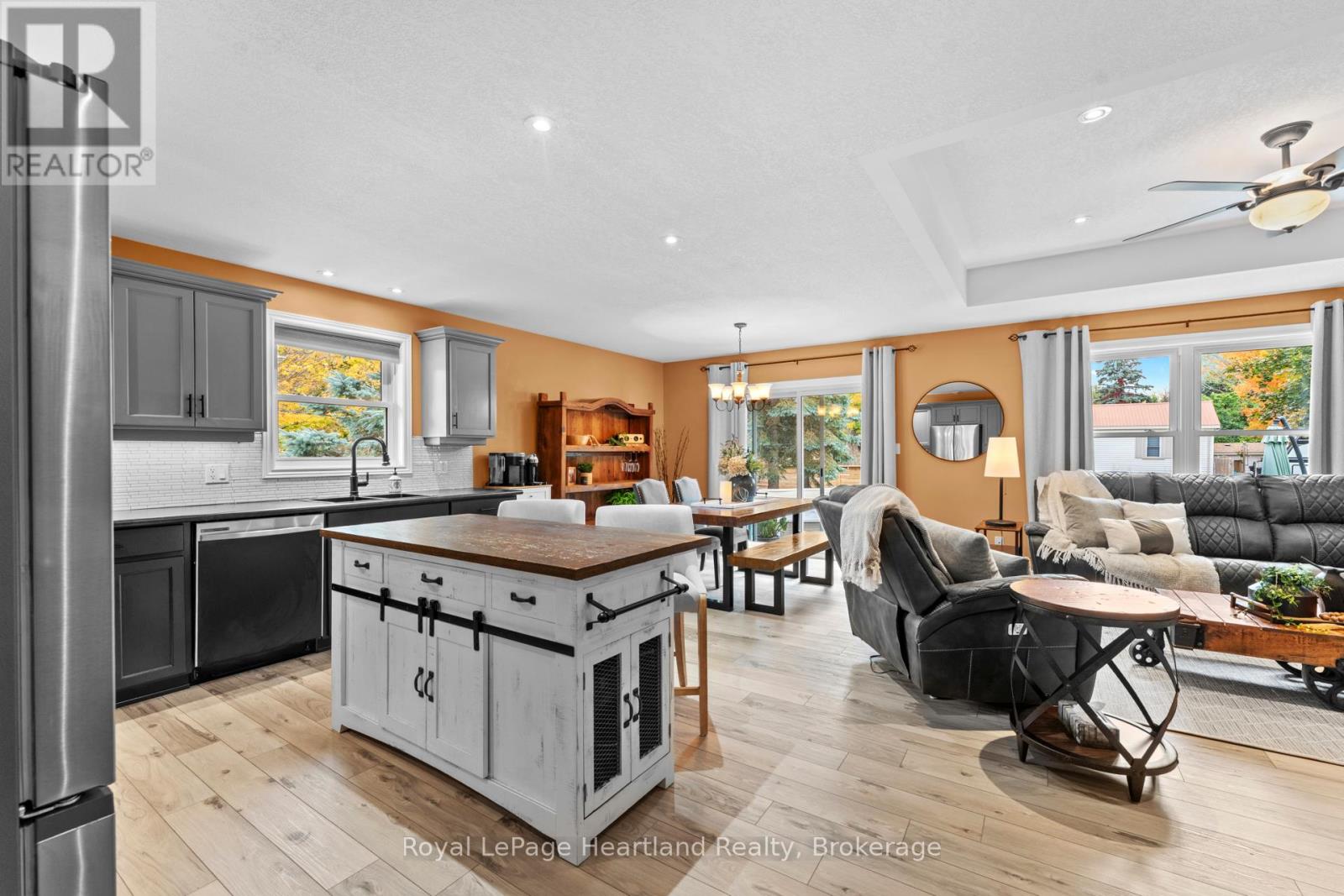 90 Joseph Street, Central Huron, Ontario  N0M 1L0 - Photo 7 - X12472921