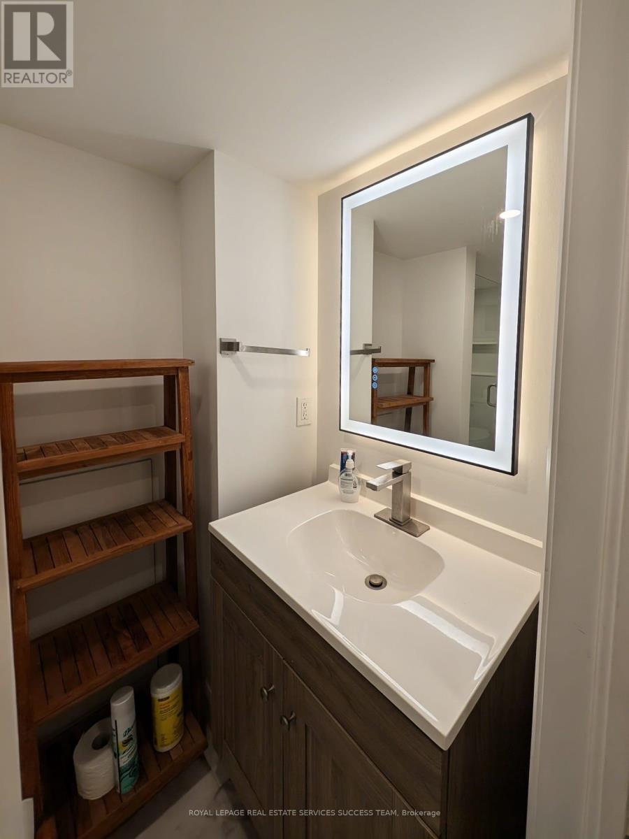 Bsmt - 10 Don Mills Road, Toronto, Ontario  M4J 3Z7 - Photo 12 - E12435869