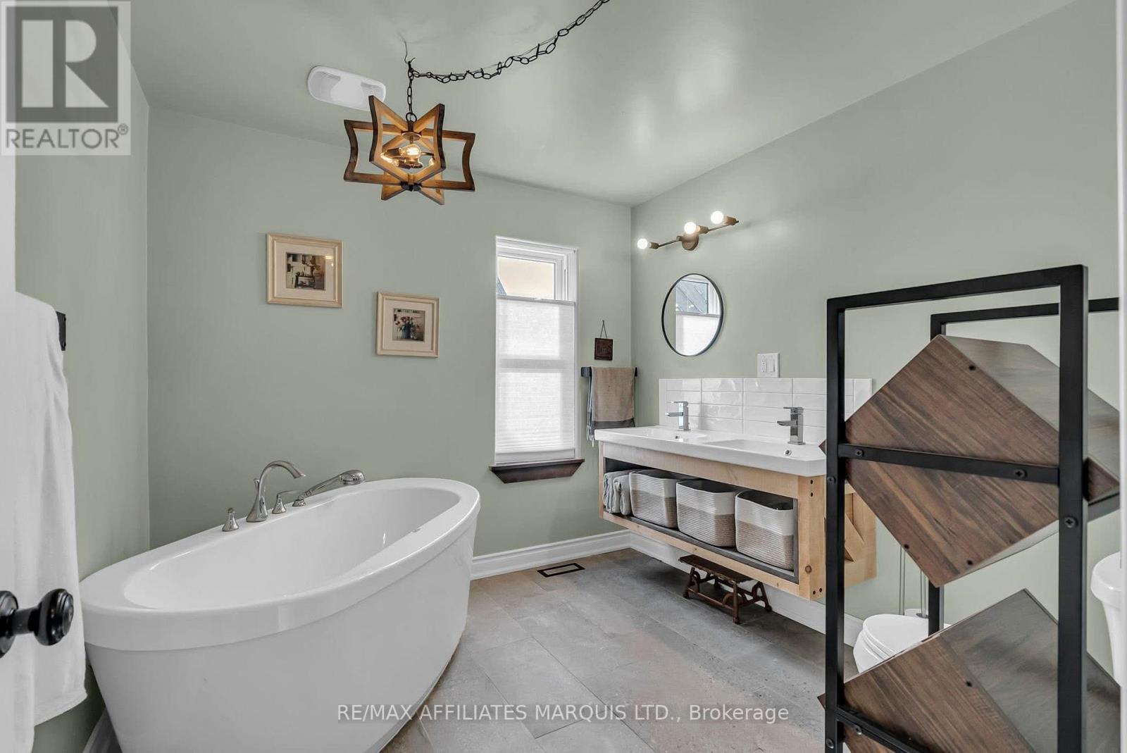 71 Main Street, South Stormont, Ontario  K0C 1Y0 - Photo 29 - X12472926