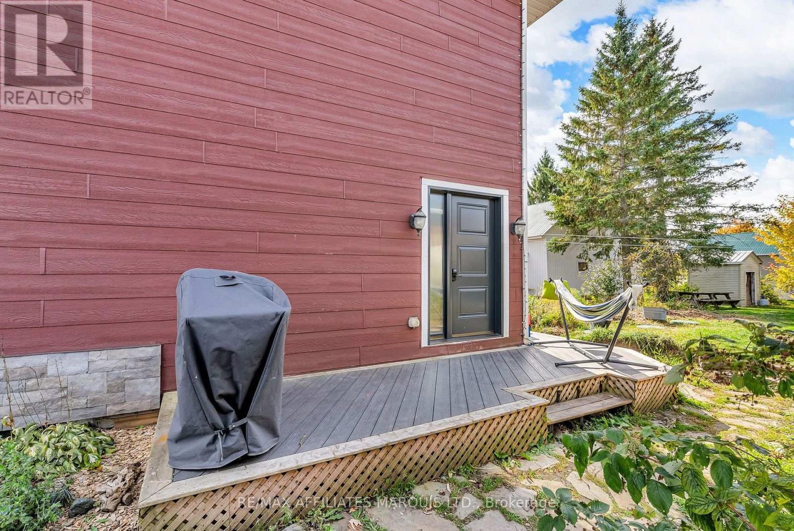 71 Main Street, South Stormont, Ontario  K0C 1Y0 - Photo 34 - X12472926
