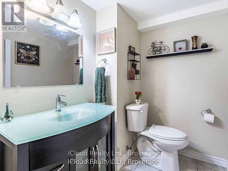 329 Ellwood Drive W, Caledon, Ontario  L7E 2G9 - Photo 40 - W12366869
