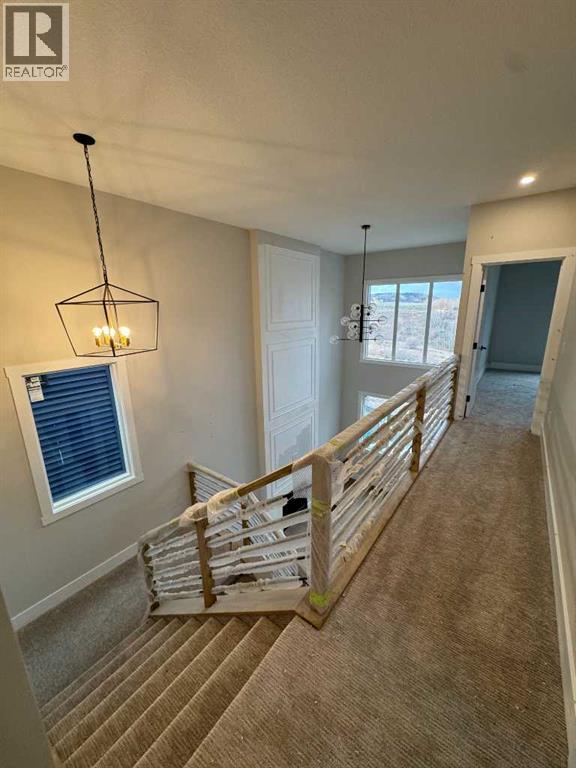 72 Heritage Ridge, Cochrane, Alberta  T4C 2J8 - Photo 12 - A2256304