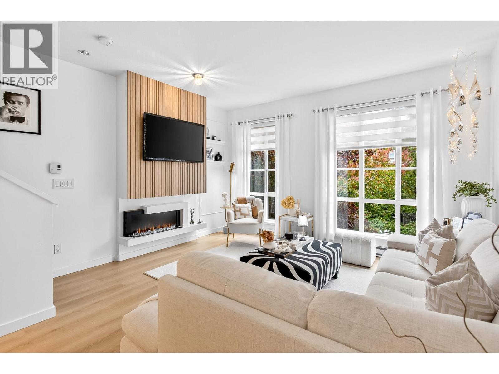 5 1240 Holtby Street, Coquitlam, British Columbia  V3B 0E5 - Photo 4 - R3060004