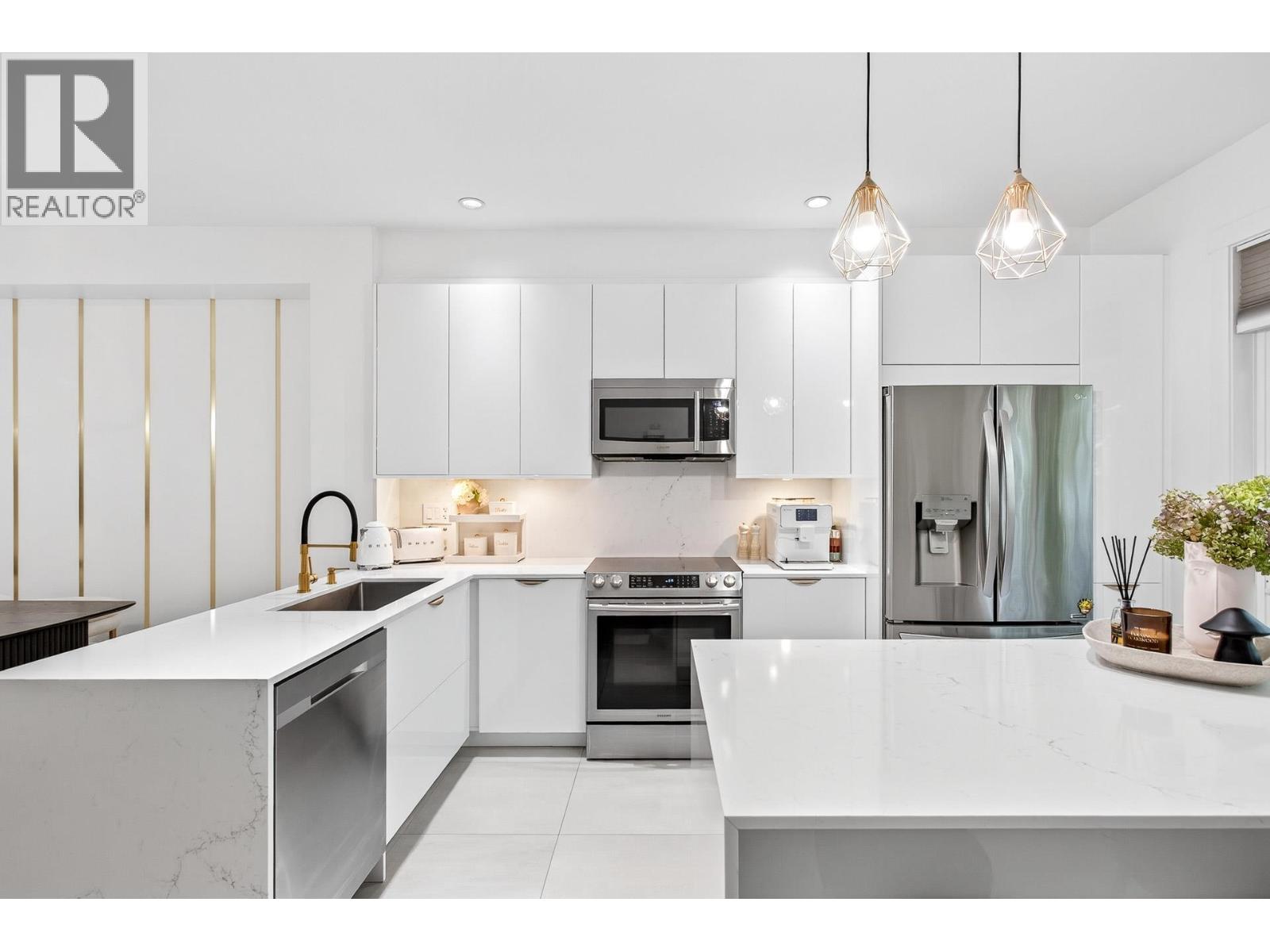 5 1240 Holtby Street, Coquitlam, British Columbia  V3B 0E5 - Photo 11 - R3060004