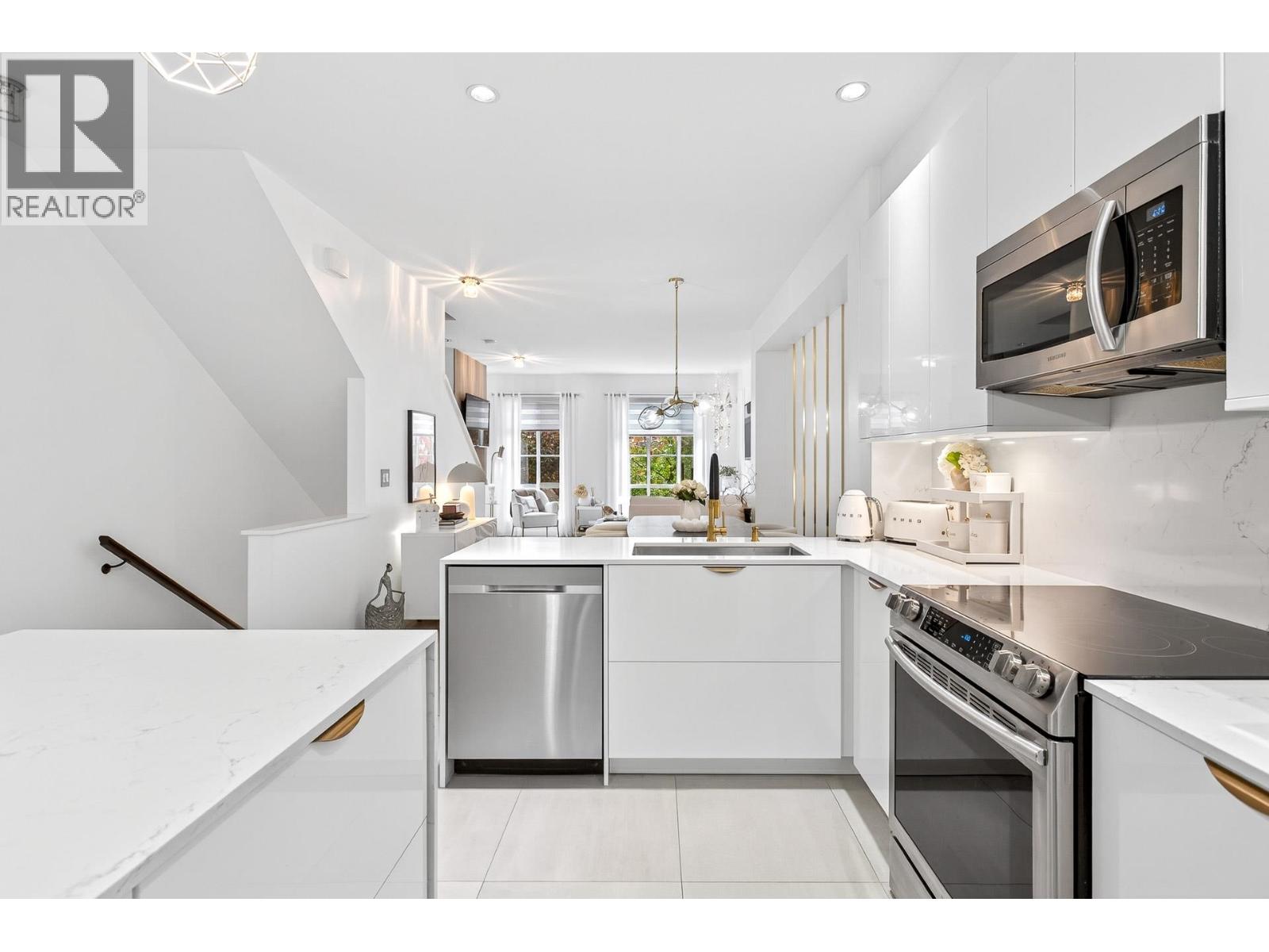 5 1240 Holtby Street, Coquitlam, British Columbia  V3B 0E5 - Photo 12 - R3060004