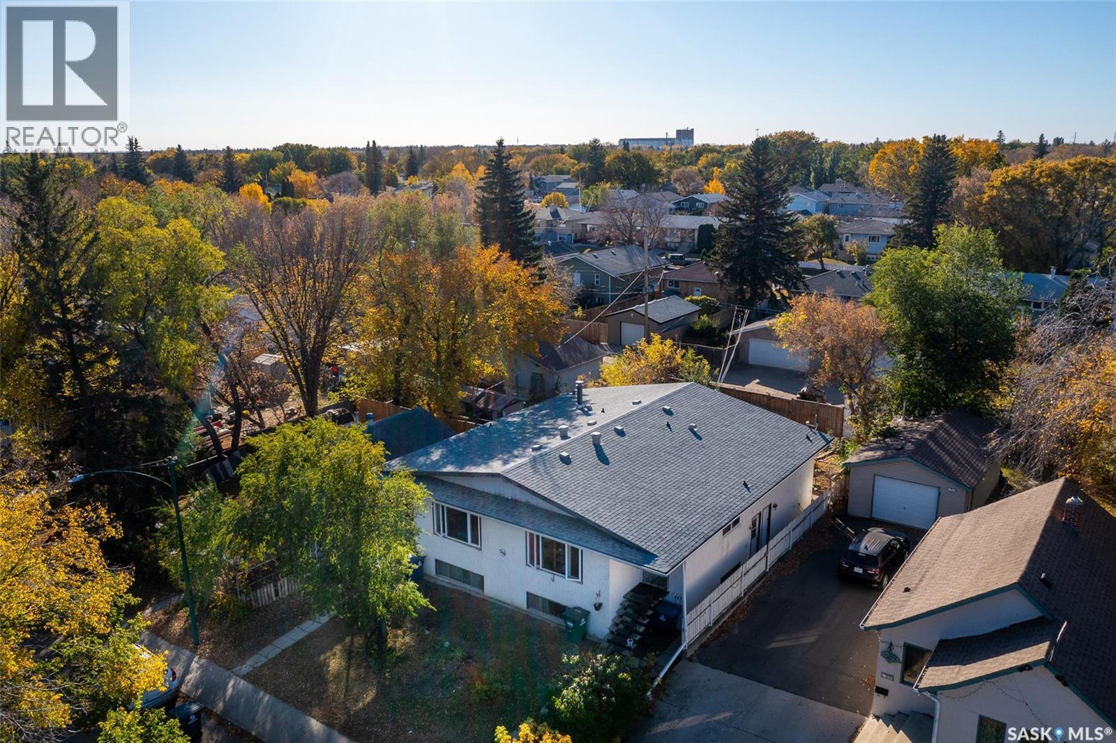 309 / 311 Y Avenue S, Saskatoon, Saskatchewan  S7M 3J6 - Photo 3 - SK021287