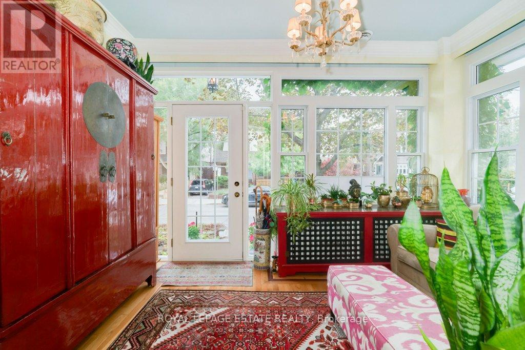 314 Scarborough Road, Toronto, Ontario  M4E 3M8 - Photo 3 - E12472932