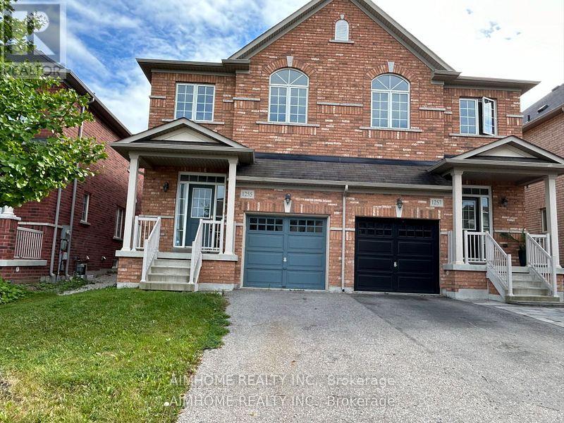 1255 Blencowe Crescent, Newmarket, Ontario  L3X 0C5 - Photo 3 - N12472927