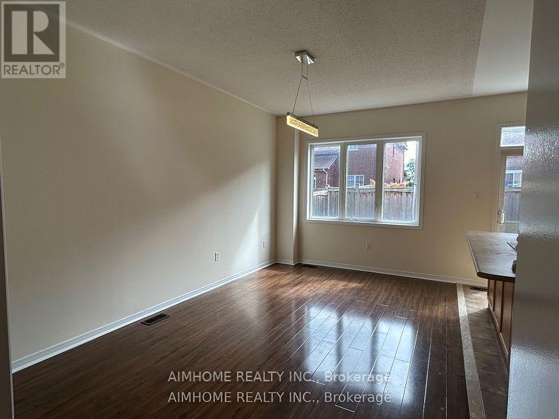 1255 Blencowe Crescent, Newmarket, Ontario  L3X 0C5 - Photo 9 - N12472927