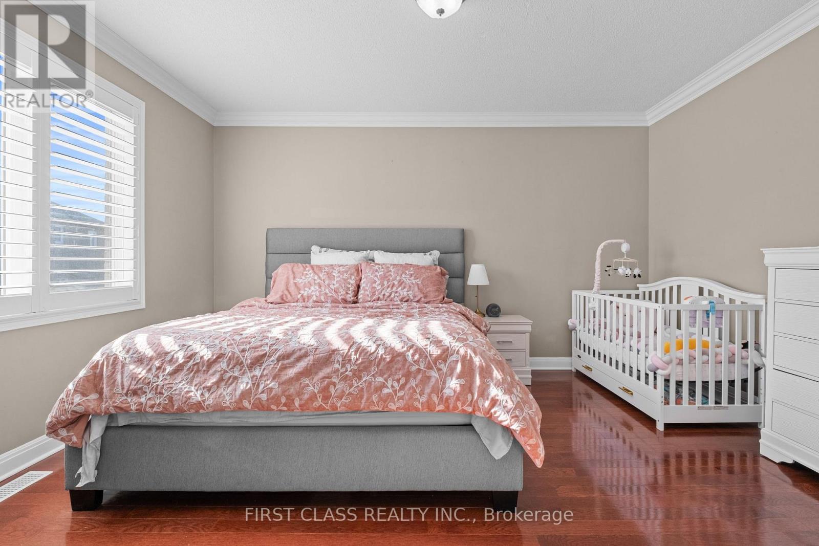 15 Belinda Drive, Brampton (Fletcher's Meadow), Ontario  L7A 2W7 - Photo 18 - W12472916