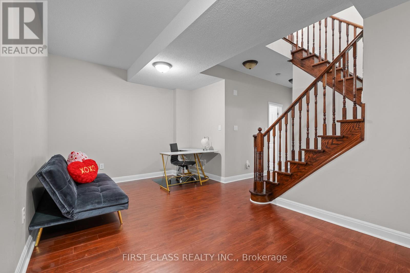 15 Belinda Drive, Brampton (Fletcher's Meadow), Ontario  L7A 2W7 - Photo 24 - W12472916