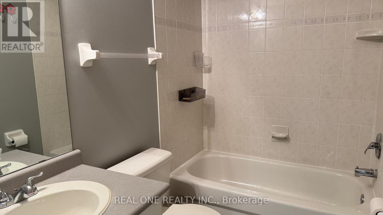 38 - 2250 Rockingham Drive, Oakville, Ontario  L6H 6J3 - Photo 26 - W12472918