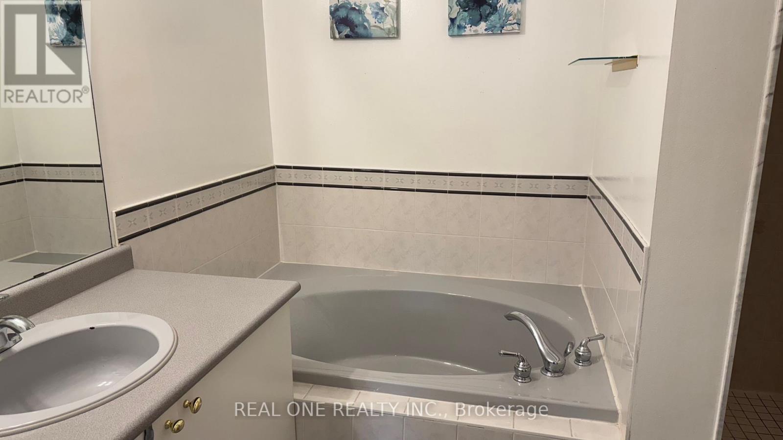38 - 2250 Rockingham Drive, Oakville, Ontario  L6H 6J3 - Photo 37 - W12472918