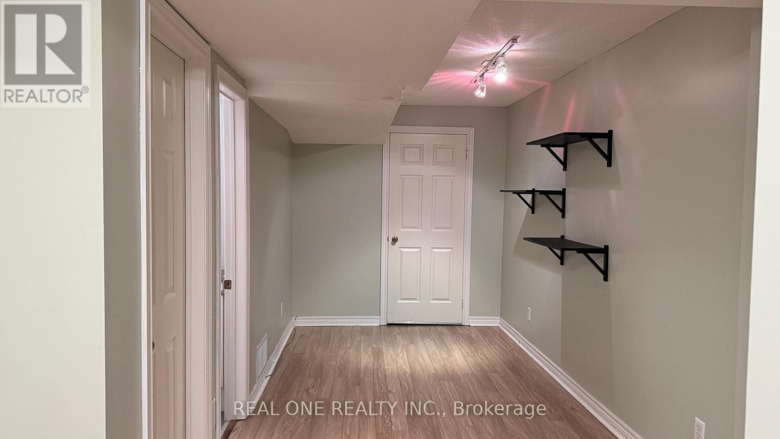 38 - 2250 Rockingham Drive, Oakville, Ontario  L6H 6J3 - Photo 43 - W12472918