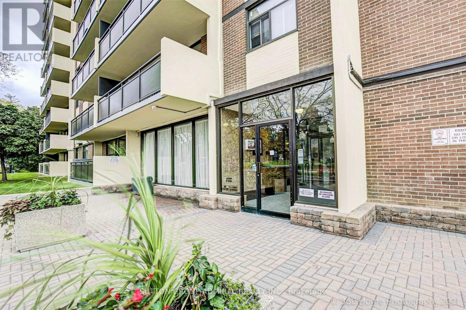 412 - 5 FRITH ROAD S, Toronto, Ontario