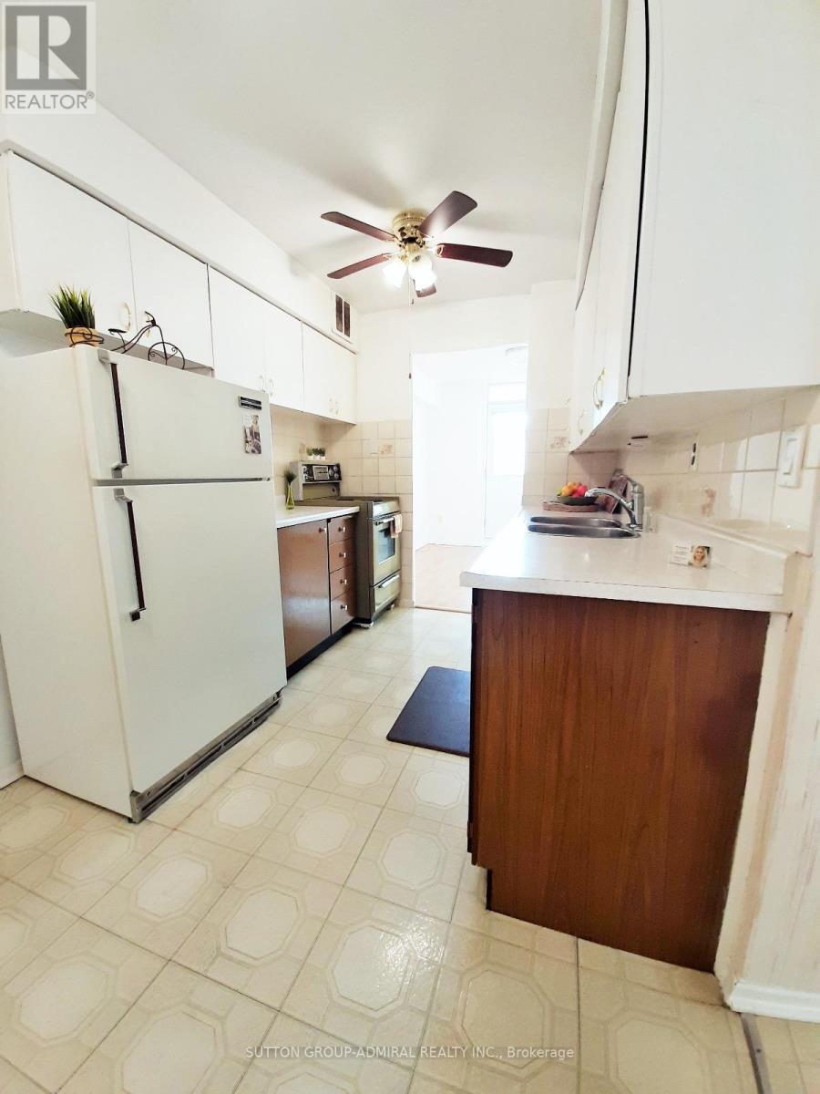 412 - 5 Frith Road S, Toronto, Ontario  M3N 2L5 - Photo 8 - W12472922