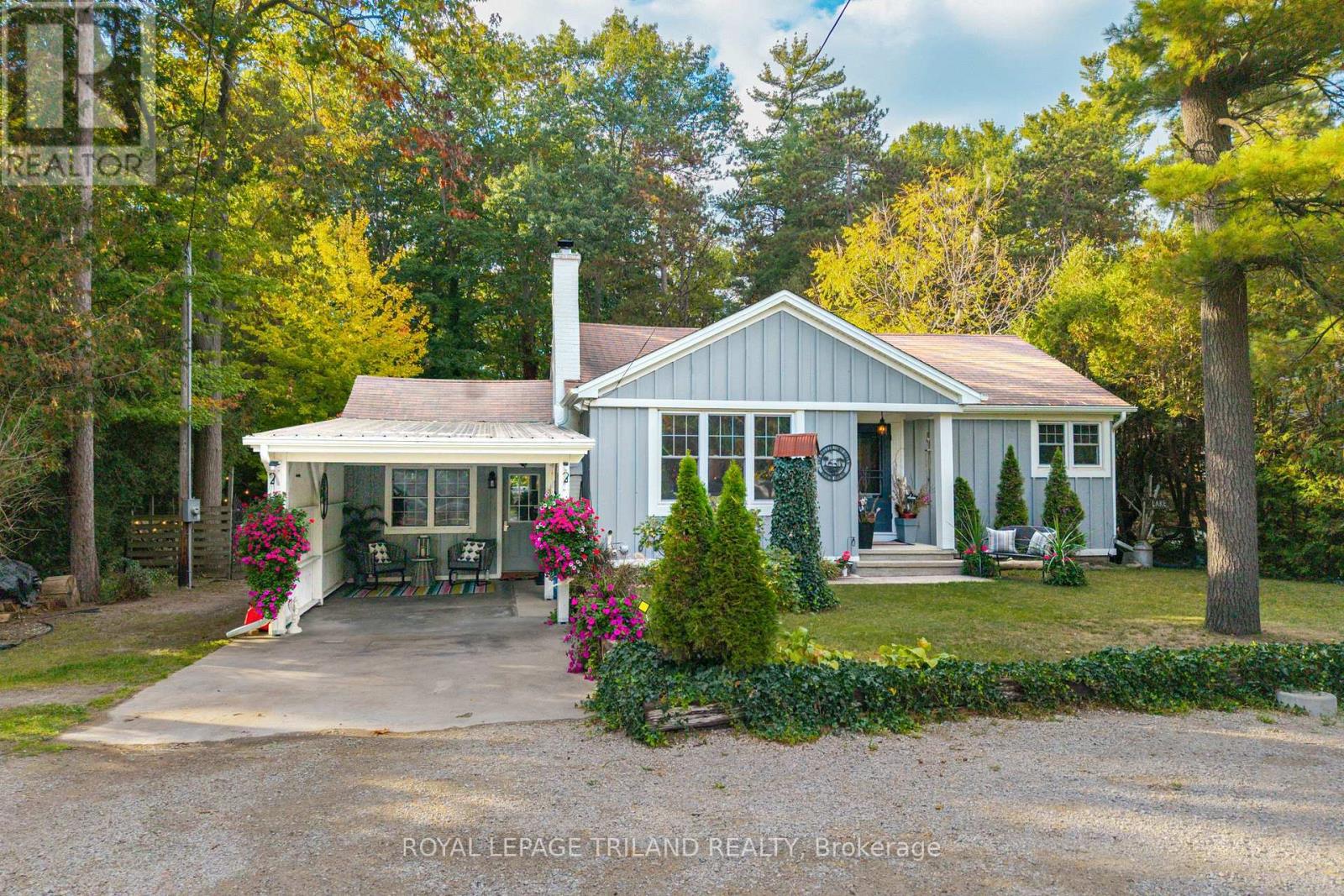 285 ONTARIO STREET S, Lambton Shores, Ontario