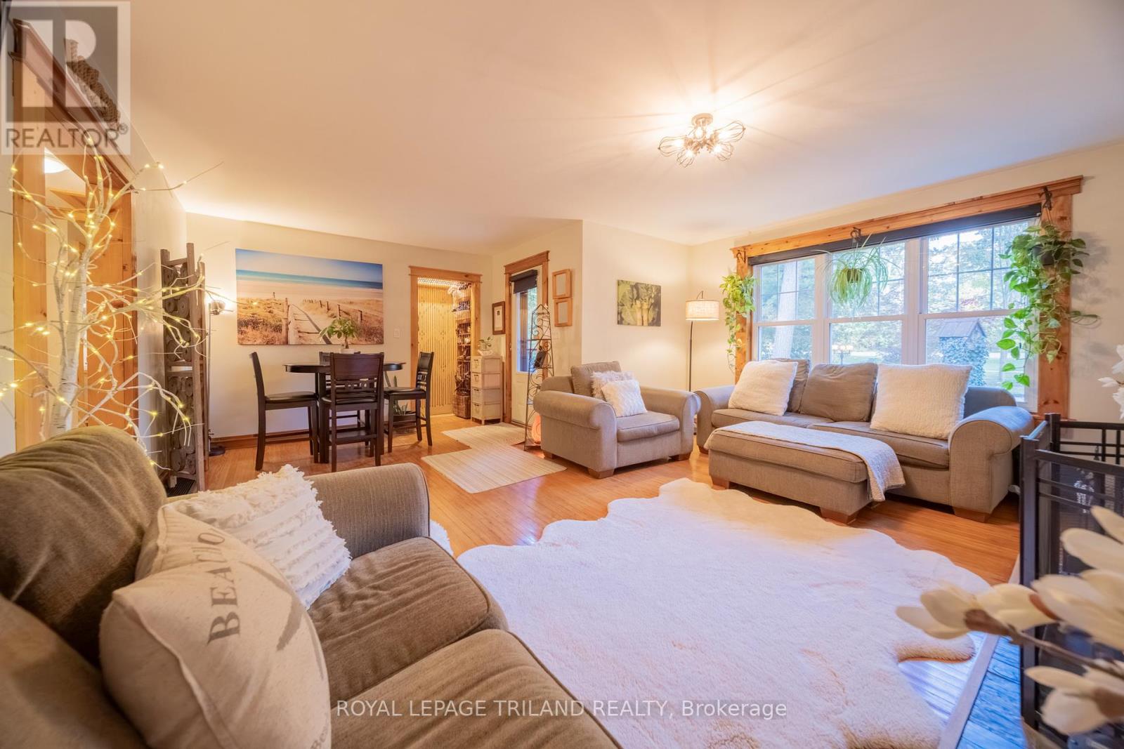 285 Ontario Street S, Lambton Shores, Ontario  N0M 1T0 - Photo 19 - X12472937